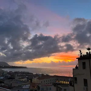 Appartement Window On The Sunset